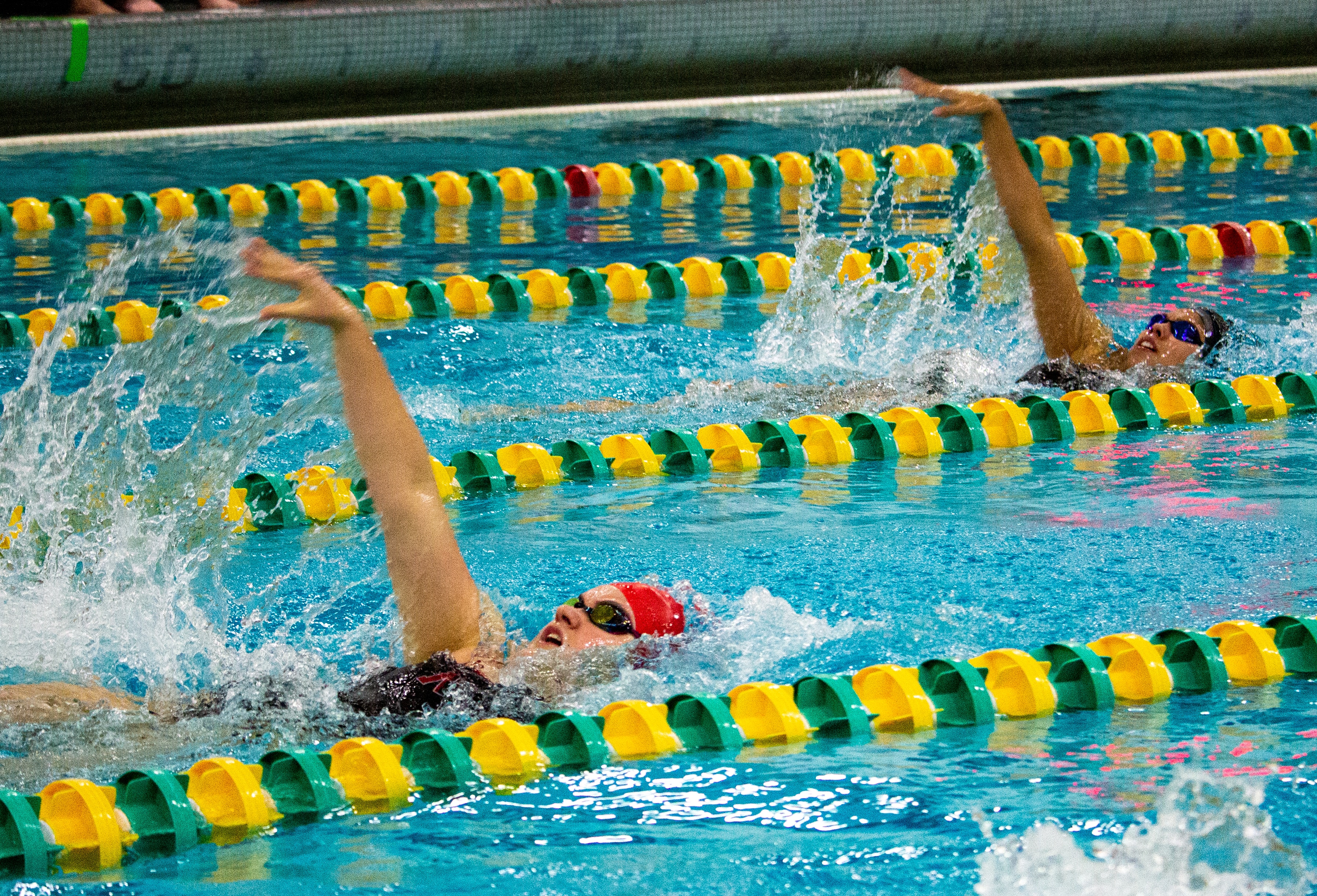 Iniciándose en el Estilo Dorso: Una Guía para Principiantes en la Natación