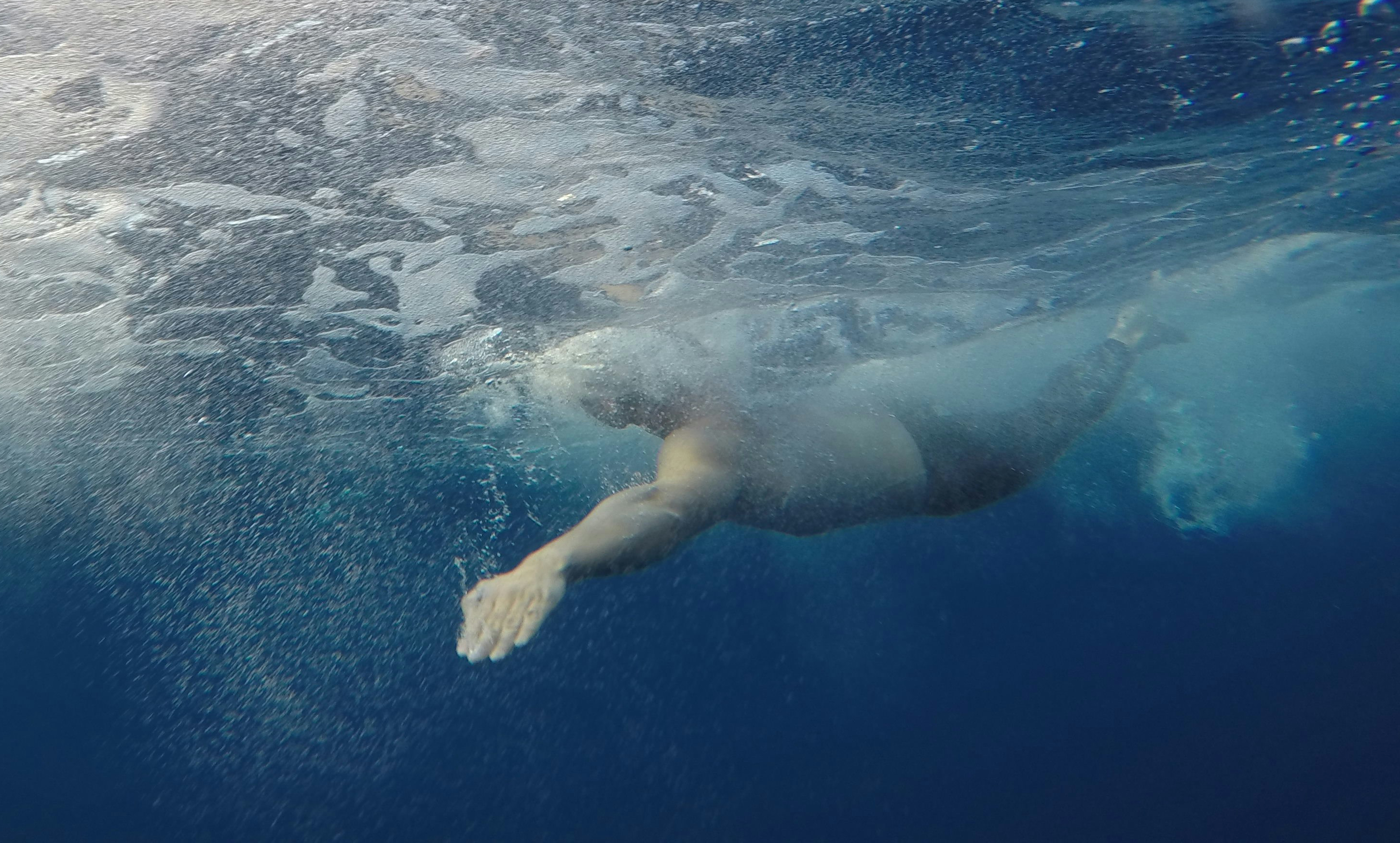 Rolido en Natación: Qué es y Cómo Potencia tu Rendimiento en el Agua